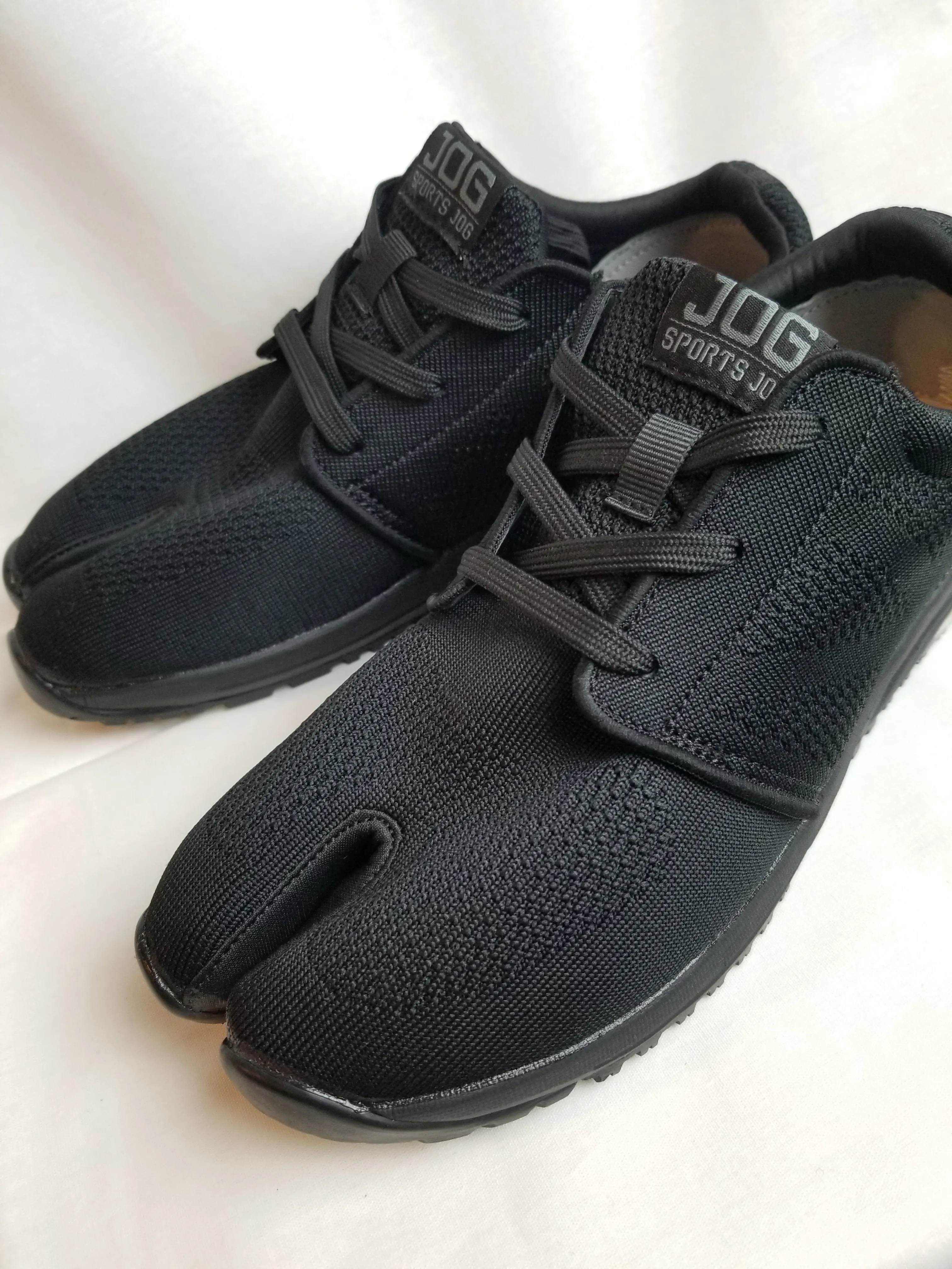 Black Tabi Air Sneaker shoes