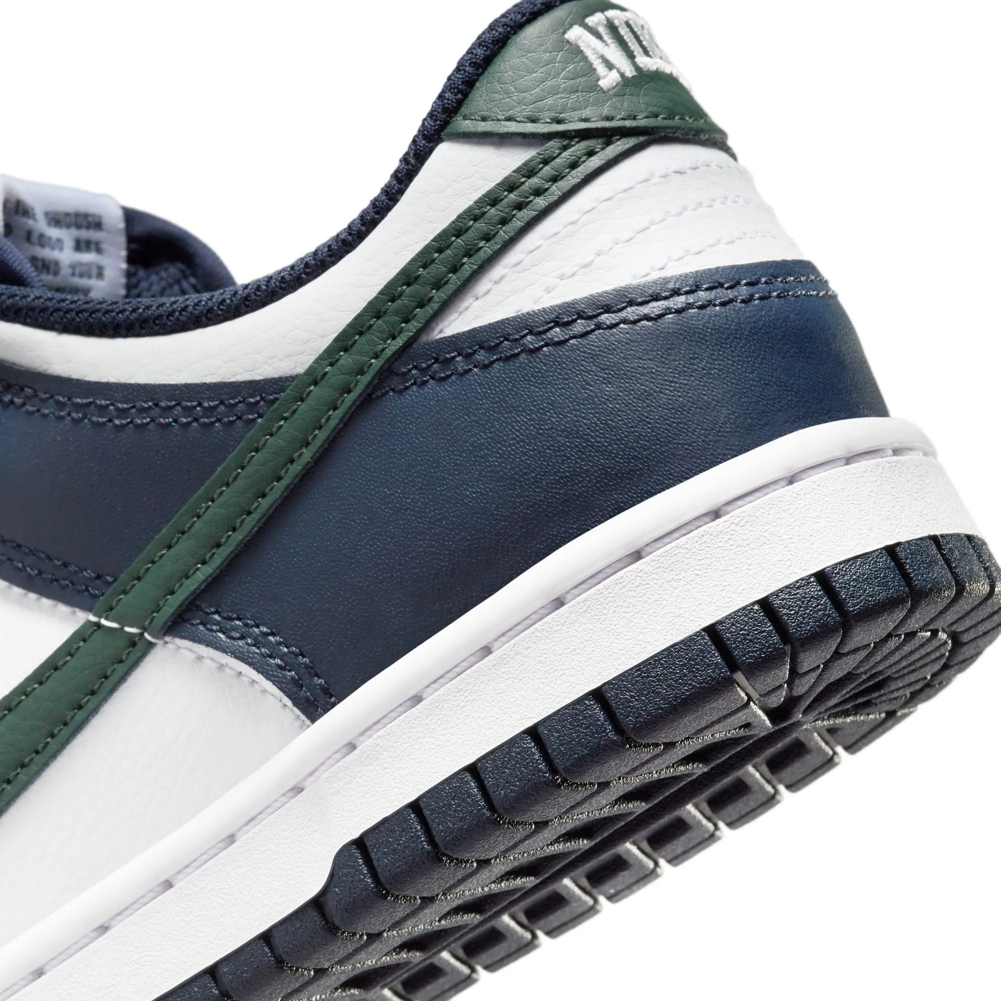 Grade School Nike Dunk low Obsidian/Vintage green-white HF5177-400