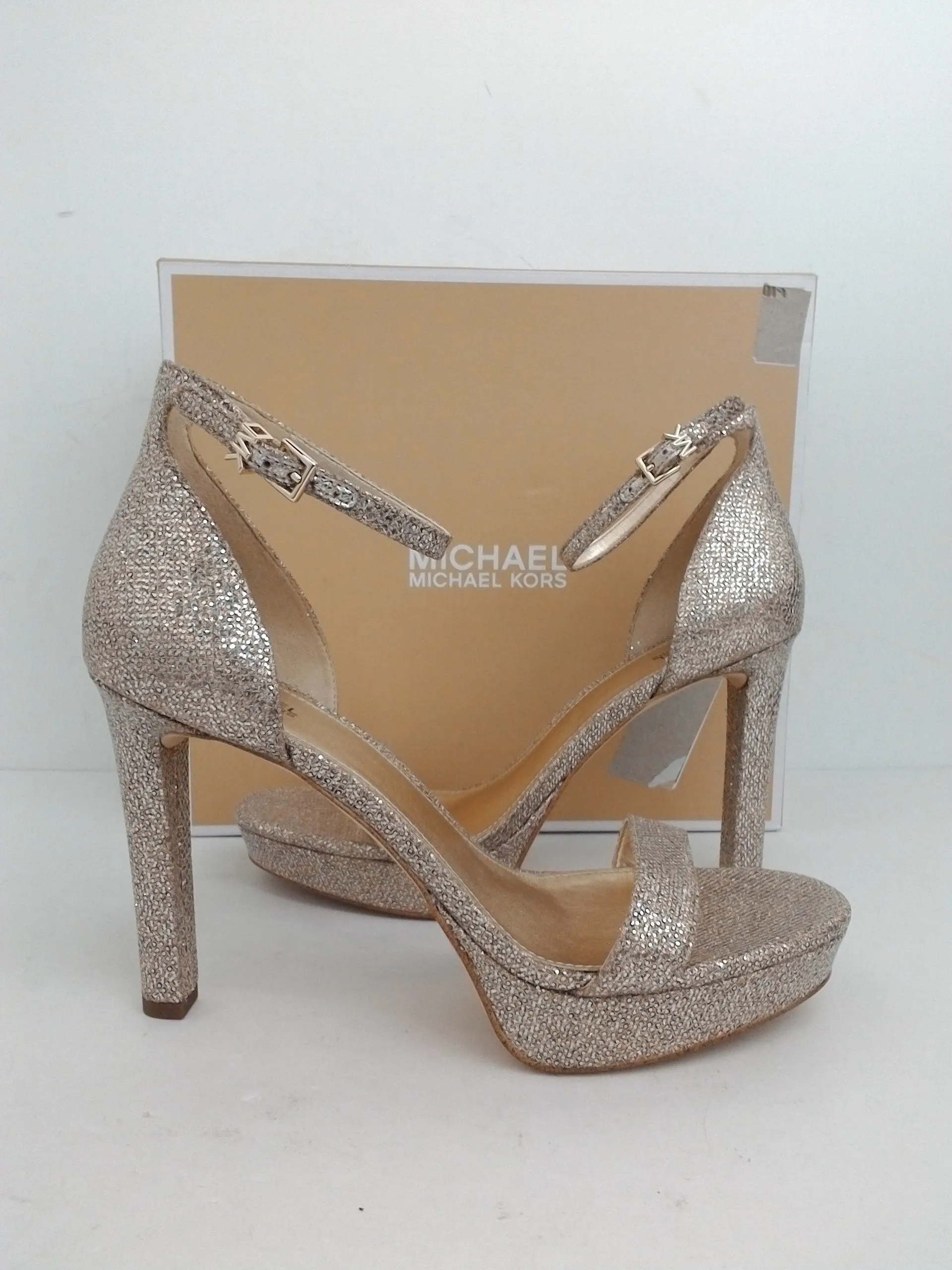 Michael Kors Women's Margot Platform Silver Sand Glitter Size 9 M